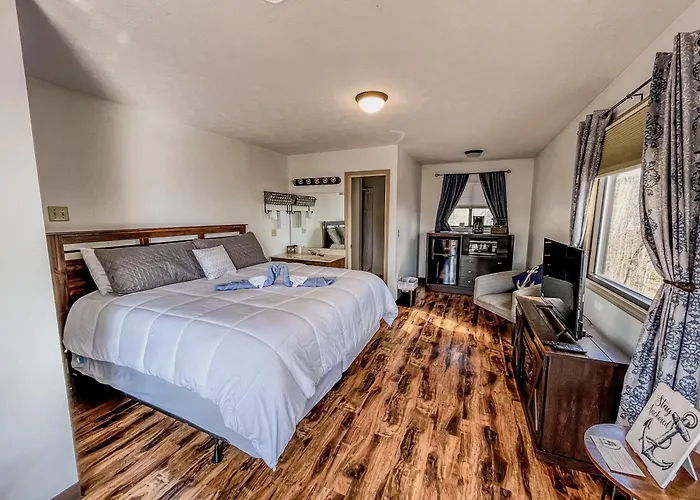 Timber Pointe Resort